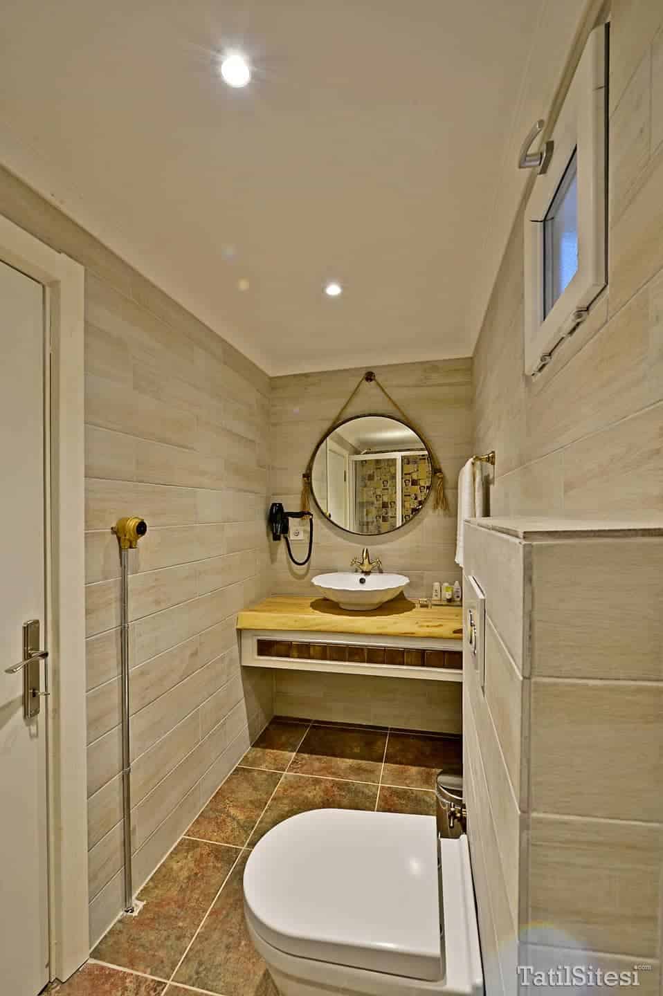 Bay C Boutique Hotel